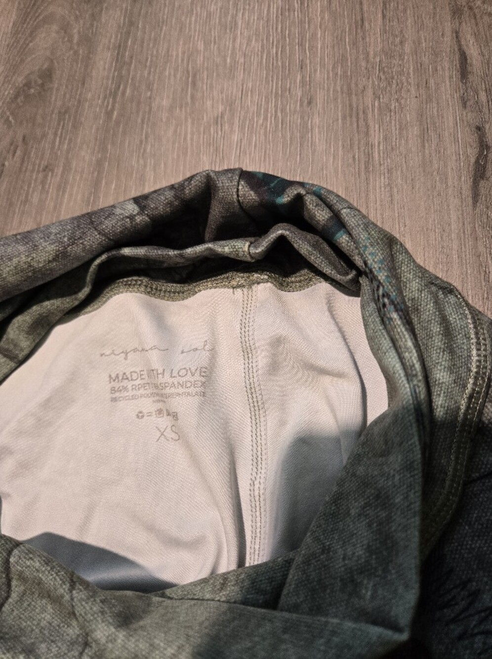 Niyama Sol Text & Illusion Barefoot Leggings - Picture 5 of 5